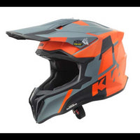 STRYCKER HELMET